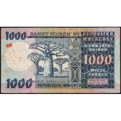 Madagascar - Pick 65 - 1'000 francs - 200 ariary - Série A/6 - 1974 - Etat : TB+