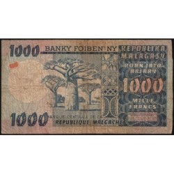 Madagascar - Pick 65 - 1'000 francs - 200 ariary - Série A/24 - 1974 - Etat : B