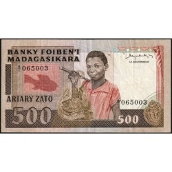 Madagascar - Pick 67a - 500 francs - 100 ariary - Série A/1 - 1983 - Etat : TTB