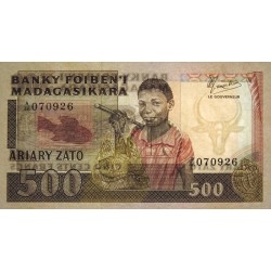 Madagascar - Pick 67b - 500 francs - 100 ariary - Série A/46 - 1987 - Etat : TTB