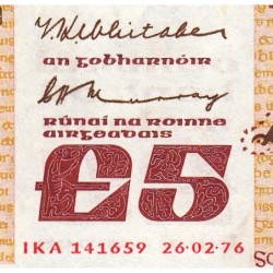 Irlande - Pick 71a - 5 pounds - Série IKA - 26/02/1976 - Etat : SPL+