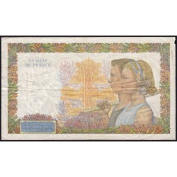 F 32-41 - 01/10/1942 - 500 francs - La Paix - Série X.6838 - Etat : TB-