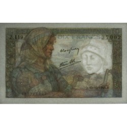F 08-16 - 19/12/1946 - 10 francs - Mineur - Série Z.119 - Etat : SUP