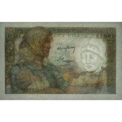 F 08-18 - 30/10/1947 - 10 francs - Mineur - Série G.141 - Etat : SUP+
