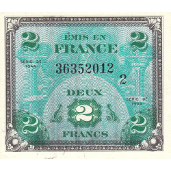VF 16-02 - 2 francs - Drapeau - 1944 - Série 2 - Etat : SPL+