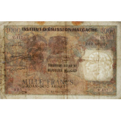 Madagascar - Pick 54a - 1'000 francs - 200 ariary - 1952 (1961) - Etat : AB