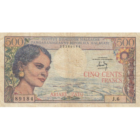 Madagascar - Pick 58a - 500 francs - 100 ariary - 1966 - Etat : B-