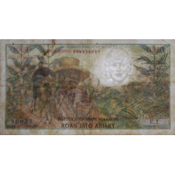 Madagascar - Pick 59 - 1'000 francs - 200 ariary - Série E.1 - 1966 - Etat : TB