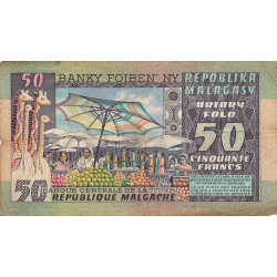 Madagascar - Pick 62 - 50 francs - 10 ariary - Série A/12 - 1974 - Etat : TB-