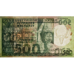Madagascar - Pick 64 - 500 francs - 100 ariary - Série A/61 - 1974 - Etat : TTB