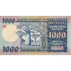 Madagascar - Pick 65 - 1'000 francs - 200 ariary - 1974 - Etat : TTB