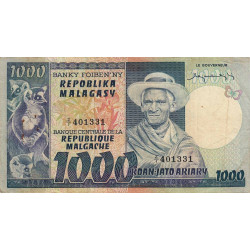 Madagascar - Pick 65r - 1'000 francs - 200 ariary - Série Z/1 (rempl.) - 1974 - Etat : TTB-