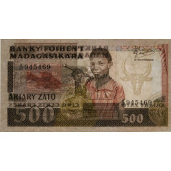 Madagascar - Pick 67b - 500 francs - 100 ariary - Série A/40 - 1987 - Etat : TTB+