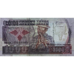 Madagascar - Pick 72a - 1'000 francs - 200 ariary - Série BA - 1988 - Etat : SPL