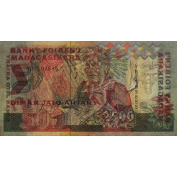 Madagascar - Pick 72Aa - 2'500 francs - 500 ariary - Série YB - 1993 - Etat : TTB