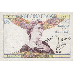 La Réunion - Pick 23-4 - 25 francs - 1944 - Etat : TTB+