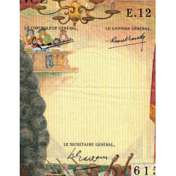 F 60-05 - 05/09/1963 - 500 nouv. francs - Molière - Série E.12 - Etat : TB+