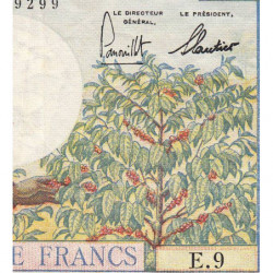AEF - Pick 31 - 50 francs - Série E.9 - 1957 - Etat : SUP-