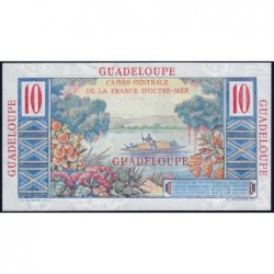 Guadeloupe - Pick 32 - 10 francs - Série M.9 - 1946 - Etat : NEUF