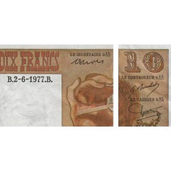 F 63-22 - 02/06/1977 - 10 francs - Berlioz - Série U.299 - Etat : TB